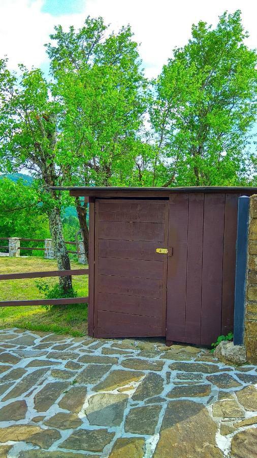 Apartmaji Suhorje Luaran gambar